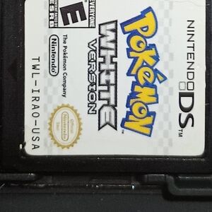 Nintendo DS Pokémon White Version Game